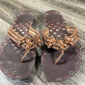 Clark's Sandals Thong Women's Sz:9.5 Braided Leather Beachy Bohemian